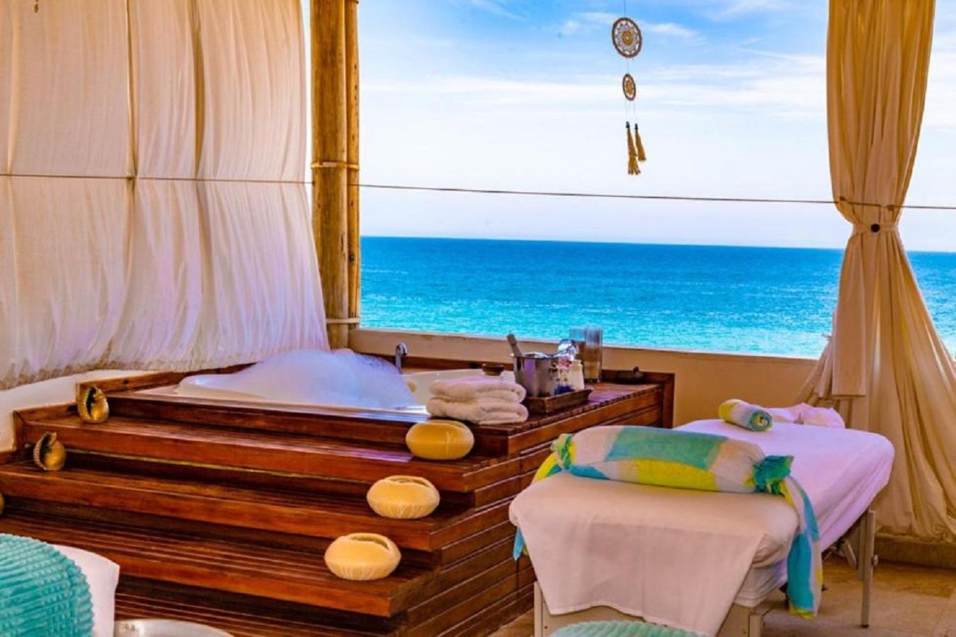 Dco Suites Lounge & Spa Mancora Ngoại thất bức ảnh