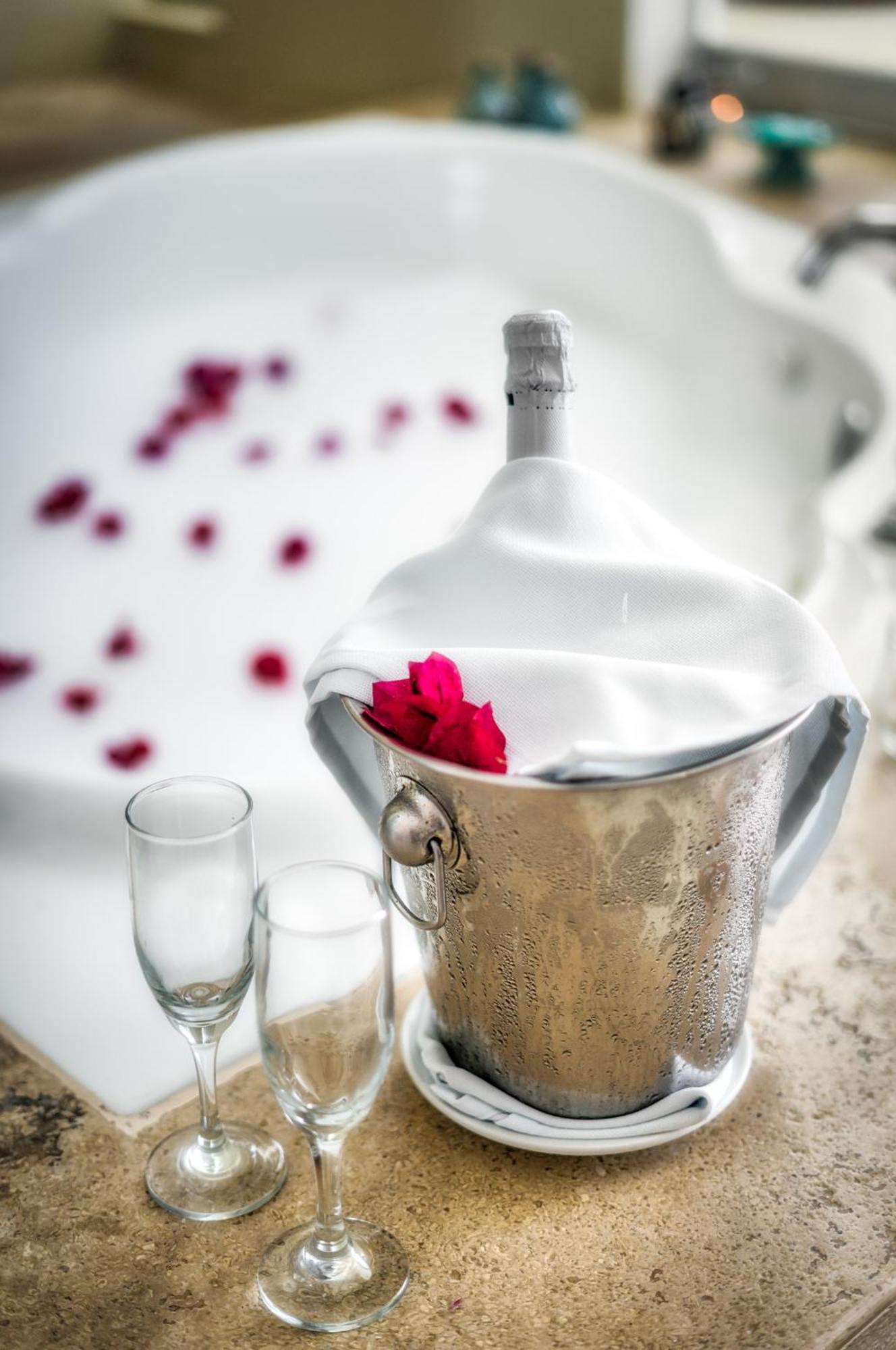Dco Suites Lounge & Spa Mancora Ngoại thất bức ảnh